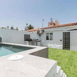 bungalow-vacacional-los-porches-en-playa-del-ingles.in-canary-islands.com/